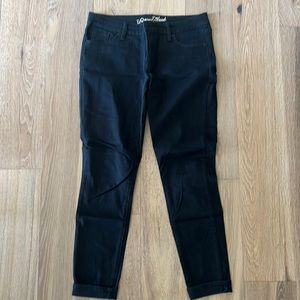 Universal Thread Black Jeans 28/6R
